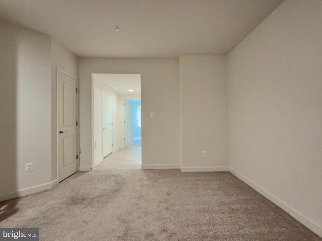 Image 48 of property listing at 306 BUCKEYE CIR, La Plata, MD 20646