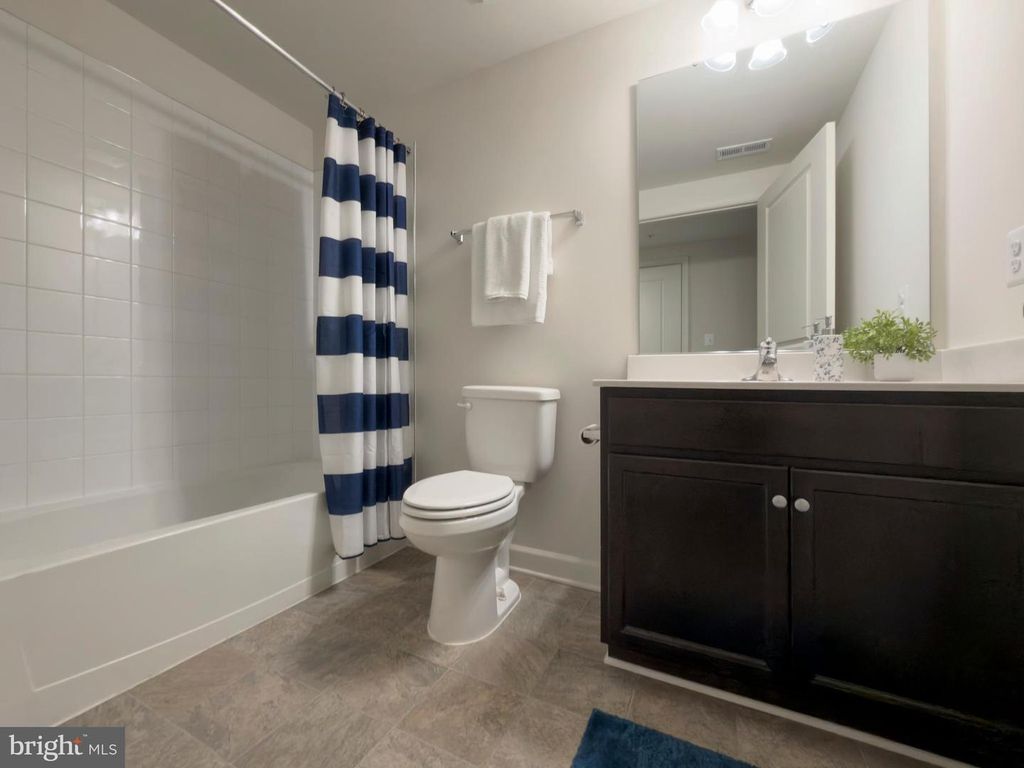 Image 50 of property listing at 306 BUCKEYE CIR, La Plata, MD 20646