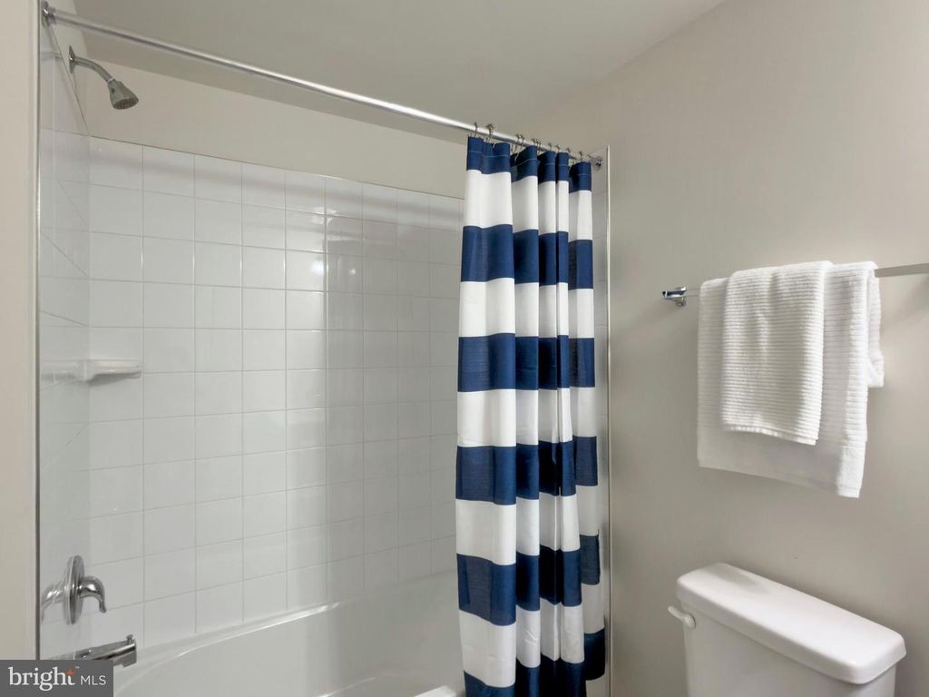 Image 51 of property listing at 306 BUCKEYE CIR, La Plata, MD 20646