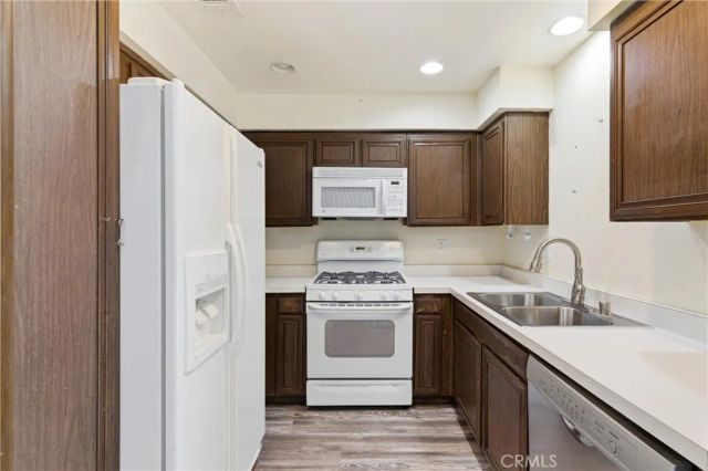 2921 S Fairview Street G, Santa Ana, CA 92704