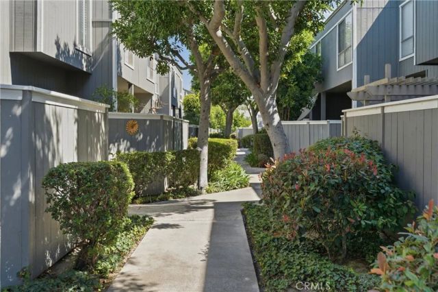 2921 S Fairview Street G, Santa Ana, CA 92704