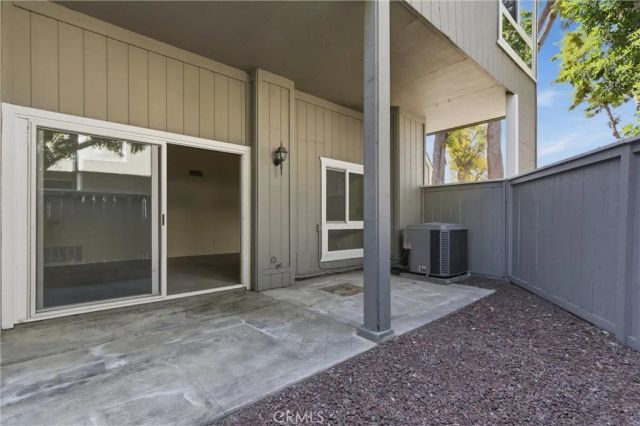 2921 S Fairview Street G, Santa Ana, CA 92704