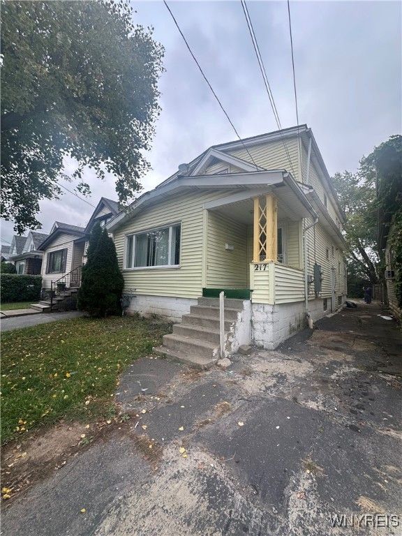 217 Wyoming Avenue, Buffalo, NY 14215