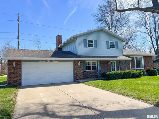 7200 N MANNING Drive, Peoria, IL 61614