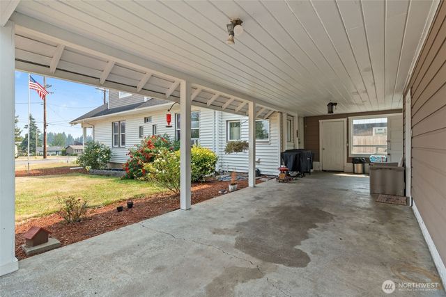 403 2nd Avenue NE, Napavine, WA 98565