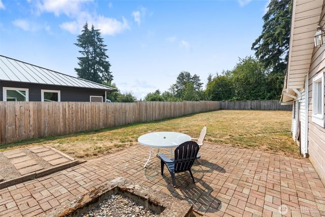 403 2nd Avenue NE, Napavine, WA 98565