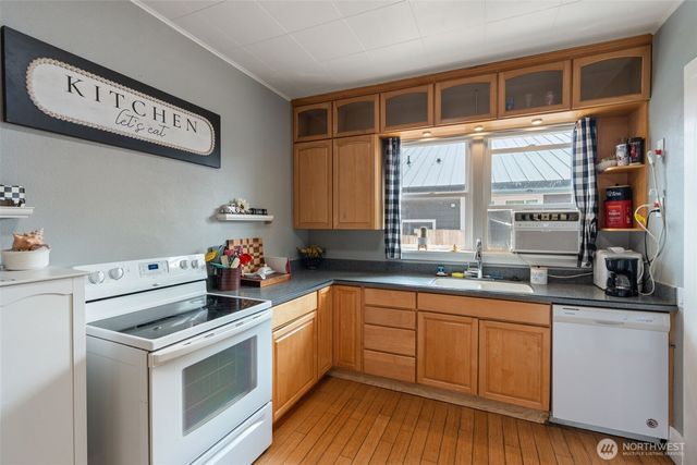 403 2nd Avenue NE, Napavine, WA 98565