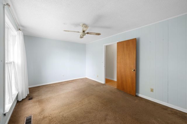 9114 Harrison Bay Road, Harrison, TN 37341