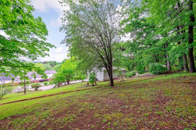 9114 Harrison Bay Road, Harrison, TN 37341