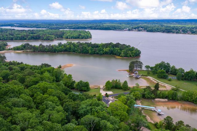 9114 Harrison Bay Road, Harrison, TN 37341
