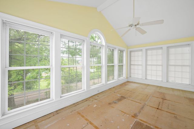 9114 Harrison Bay Road, Harrison, TN 37341