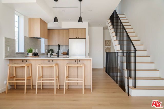 6763 Lexington Avenue A, Los Angeles, CA 90038