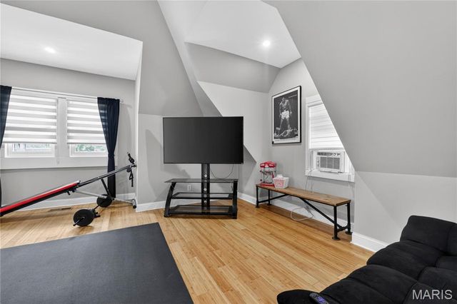 4937 Washington Boulevard, St Louis, MO 63108