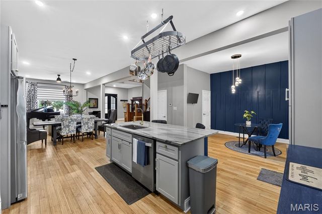 4937 Washington Boulevard, St Louis, MO 63108