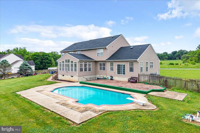 26313 MULLINIX MILL RD, Mount Airy, MD 21771