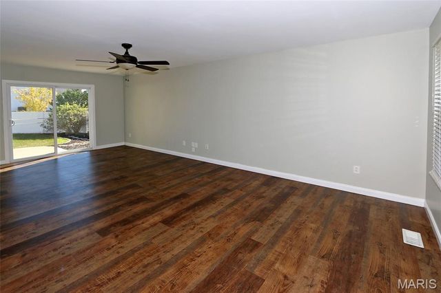 2726 Red Cedar Parc Drive, O'fallon, MO 63368