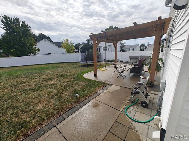 2726 Red Cedar Parc Drive, O'fallon, MO 63368