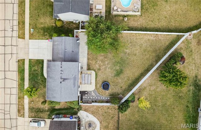 2726 Red Cedar Parc Drive, O'fallon, MO 63368