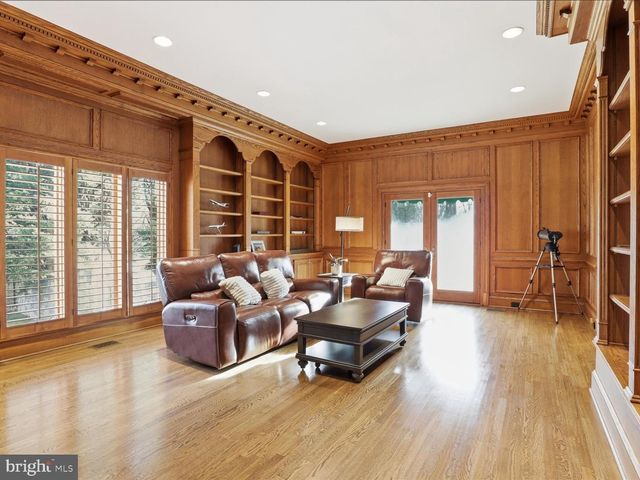 10408 BIT AND SPUR LN, Potomac, MD 20854