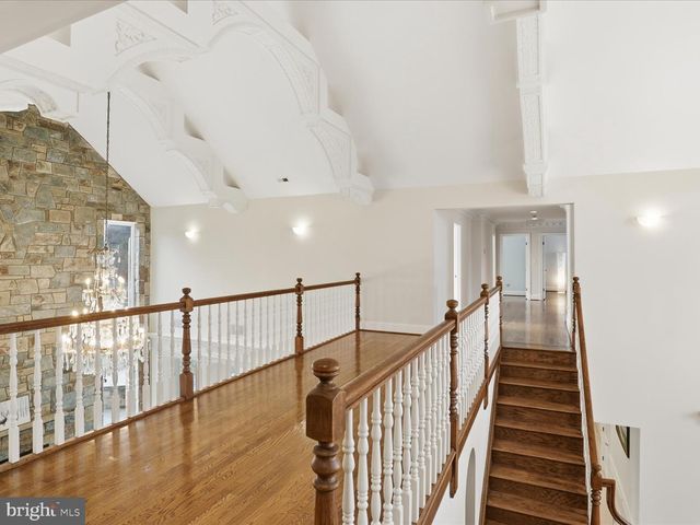 10408 BIT AND SPUR LN, Potomac, MD 20854