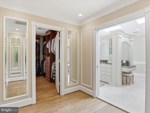 10408 BIT AND SPUR LN, Potomac, MD 20854