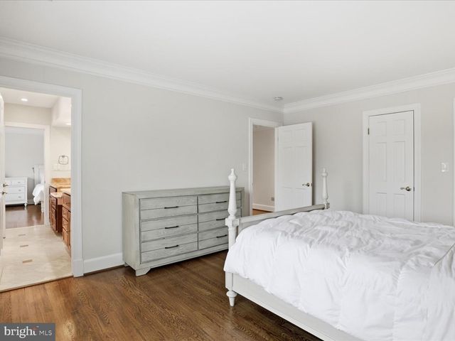 10408 BIT AND SPUR LN, Potomac, MD 20854