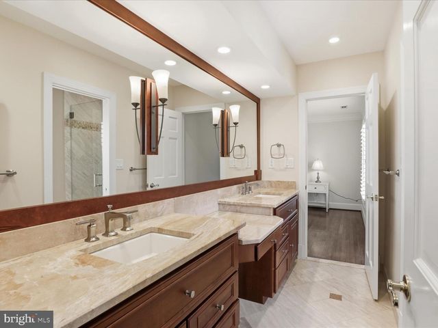 10408 BIT AND SPUR LN, Potomac, MD 20854