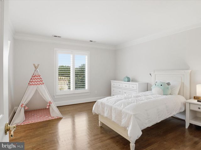 10408 BIT AND SPUR LN, Potomac, MD 20854