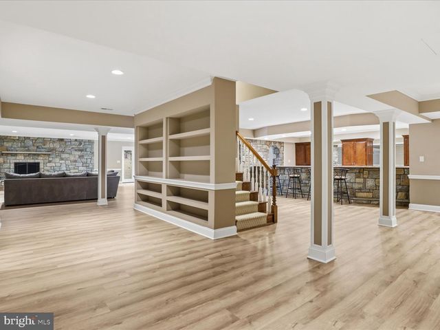 10408 BIT AND SPUR LN, Potomac, MD 20854