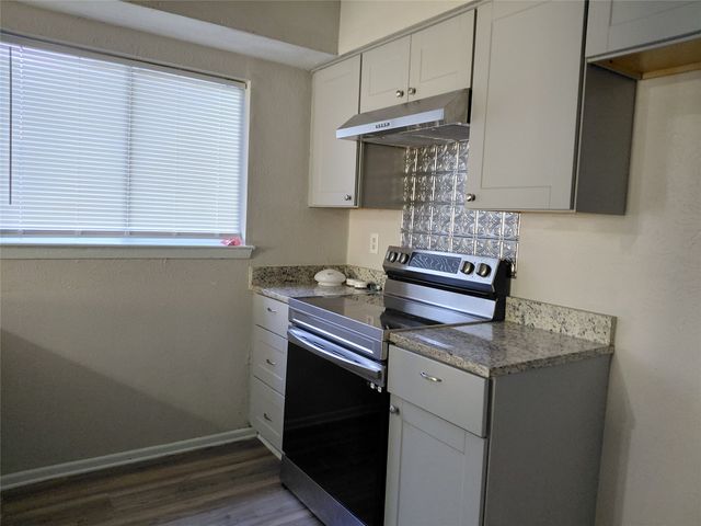 2909 Wood Thrush Street, Grand Prairie, TX 75052