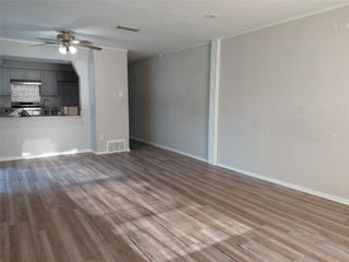 2909 Wood Thrush Street, Grand Prairie, TX 75052