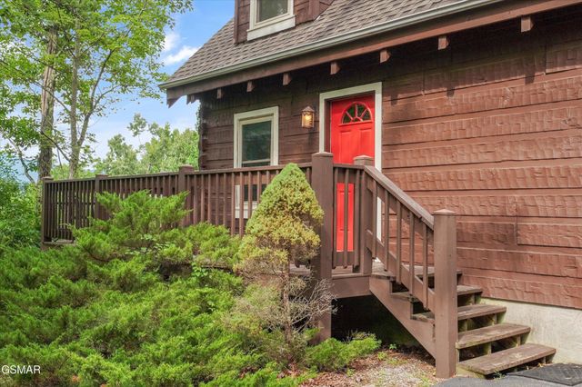 419 Matterhorn Drive, Gatlinburg, TN 37738