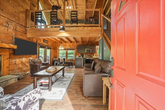 419 Matterhorn Drive, Gatlinburg, TN 37738
