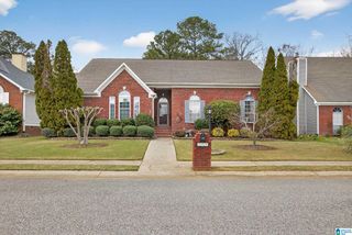 144 STRATFORD CIRCLE, Pelham, AL 35124
