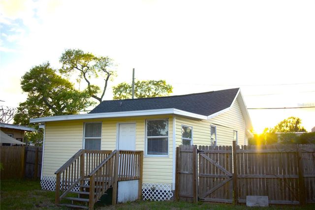 1109 BLANCHE B LITTLEJOHN TRAIL, Clearwater, FL 33755