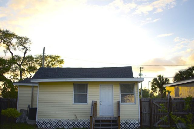 1109 BLANCHE B LITTLEJOHN TRAIL, Clearwater, FL 33755