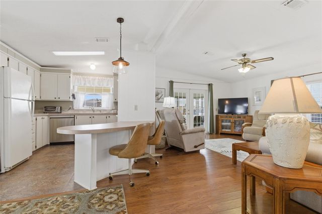 5533 REGAL WAY, Zephyrhills, FL 33541