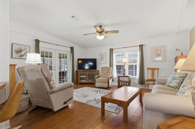 5533 REGAL WAY, Zephyrhills, FL 33541