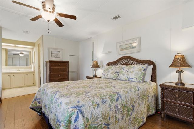 5533 REGAL WAY, Zephyrhills, FL 33541