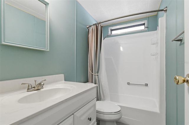 5533 REGAL WAY, Zephyrhills, FL 33541