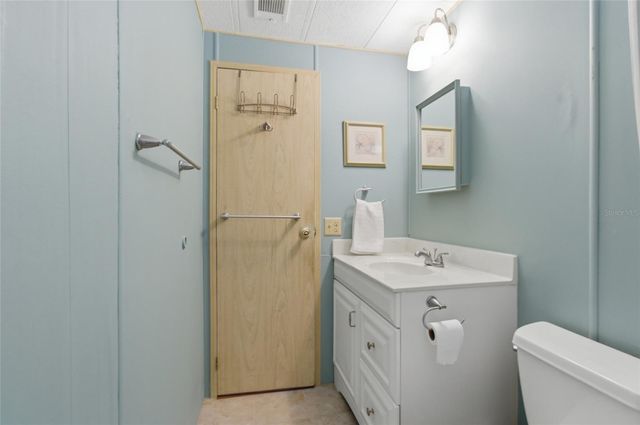 5533 REGAL WAY, Zephyrhills, FL 33541