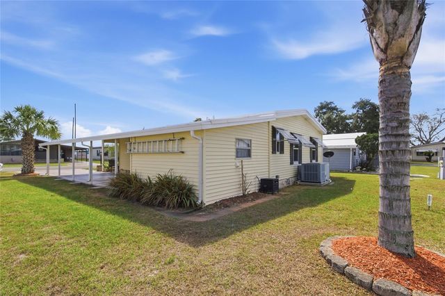 5533 REGAL WAY, Zephyrhills, FL 33541