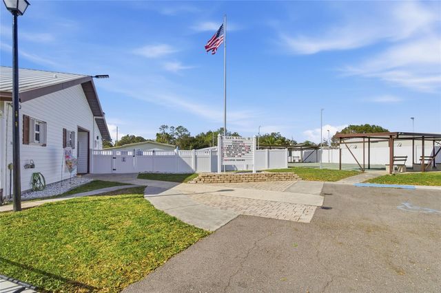 5533 REGAL WAY, Zephyrhills, FL 33541