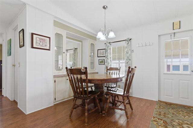 5533 REGAL WAY, Zephyrhills, FL 33541