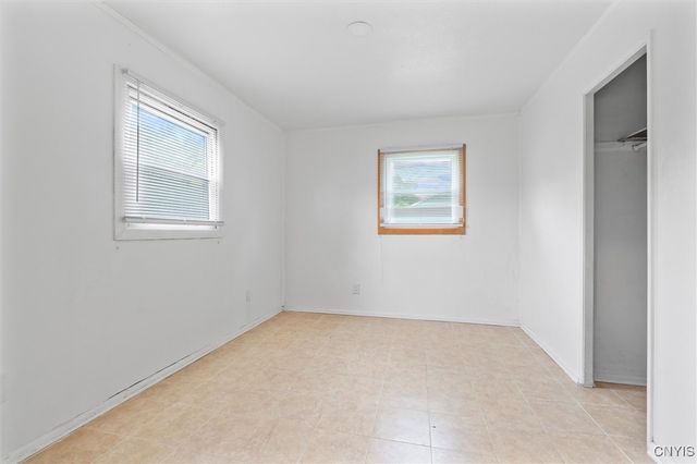 200 Vardon Street, Salina, NY 13088