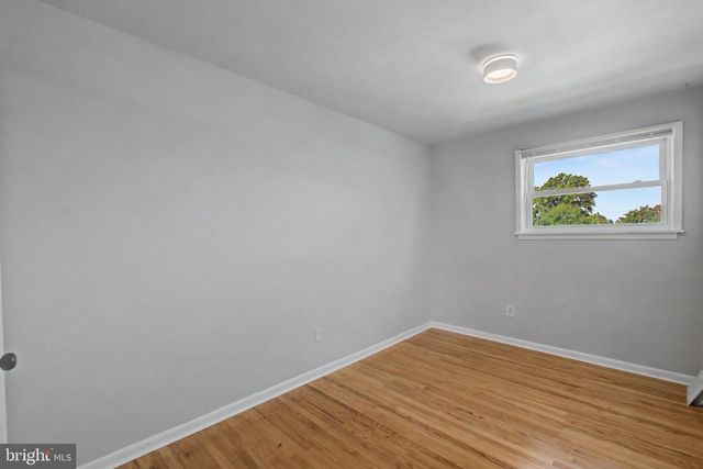 3306 KAYFORD CIR, Philadelphia, PA 19114