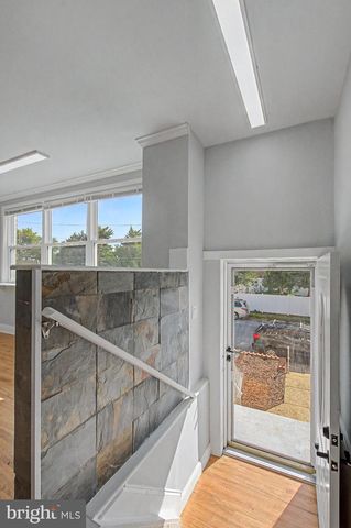 3306 KAYFORD CIR, Philadelphia, PA 19114