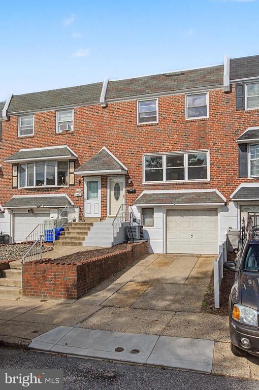 3306 KAYFORD CIR, Philadelphia, PA 19114