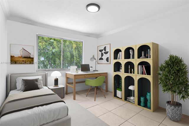 22014 SW 103rd Ave, Cutler Bay, FL 33190