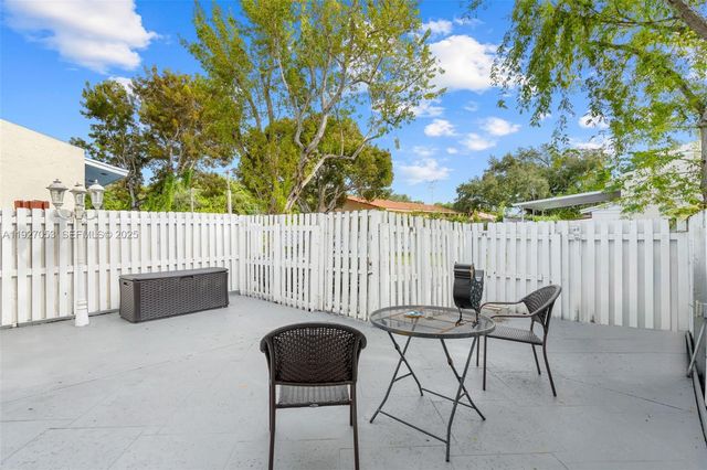 22014 SW 103rd Ave, Cutler Bay, FL 33190